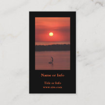 Foto de veleiro ao pôr do sol