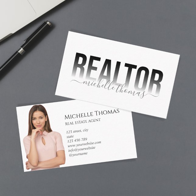 Cartão De Visita Foto do Modern Realtor Real Estate Professional (Criador carregado)