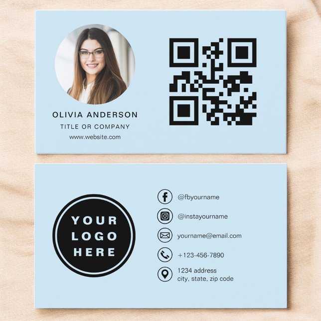 Cartão De Visita Foto minimalista do Sky Blue Modern com código QR (Criador carregado)