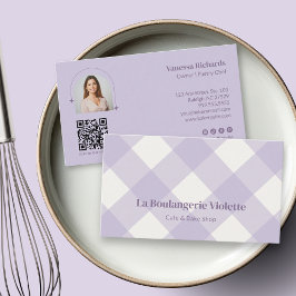 Cartão De Visita Foto QR de Padaria Roxa Xadrez Chic