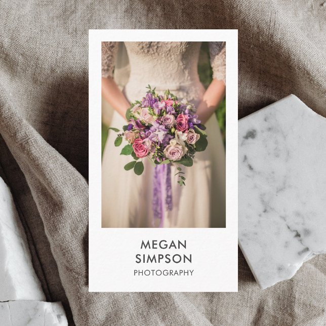 Cartão De Visita Fotógrafo Moderno Minimalista (Criador carregado)