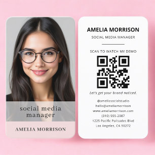 Cartão De Visita Gerente de Mídia Social Código QR Rosa Foto 