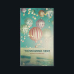 Cartão De Visita Há magia no ar<br><div class="desc">Há magia no ar. Nunca pare de acreditar em magia! Há magia em todo lugar! Balões de ar quente (globos de Natal invertidos) voando acima das nuvens num céu mágico! Um cartão de visita mágico, sonhador, caprichoso para um negócio que implica trabalhar com crianças, um jardim de infância ou professor...</div>