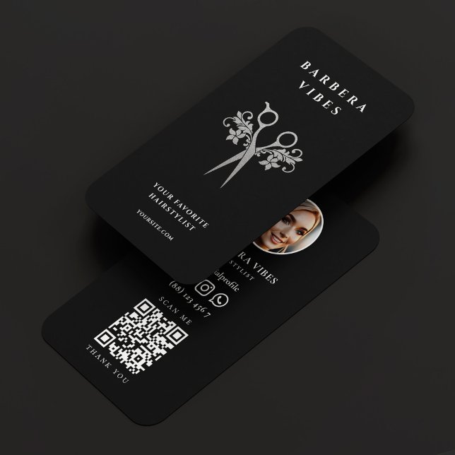 Cartão De Visita Hair Stylist Black Silver Scissors Floral Barber (Hair Stylist Black Silver Scissors Floral Barber Business Card
)