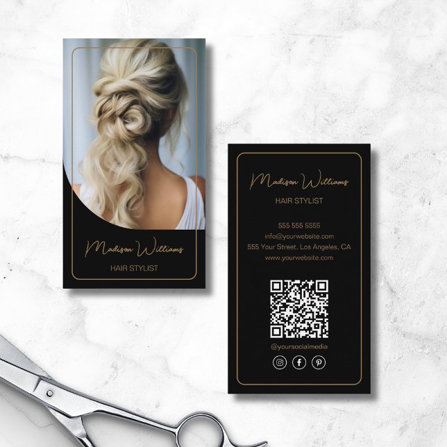 Cartão De Visita Hair Stylist Moderno Preto e Dourado (Hair Stylist Modern Black and Gold Business Card)