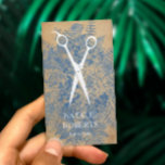 Cartão De Visita Hair Stylist Vintage Blue Floral Russo Kraft<br><div class="desc">Cabelo Estilista Salão Vintage Cartões de visitas Kraft Floral Rustic.</div>