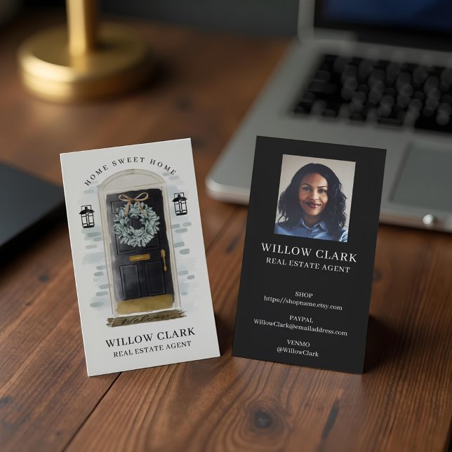 Cartão De Visita Imobilizações da Porta Frente da Aquarela Preta (Black Watercolor Front Door Wreath Real Estate Business Card)