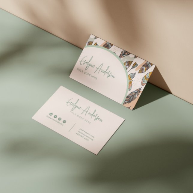 Cartão De Visita Indie De Penas Tóquicas Neutras Modernas Elegante (Criador carregado)