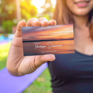 Cartão De Visita Instrutor de Yoga ao Pôr do Sol sobre o Lago Profe