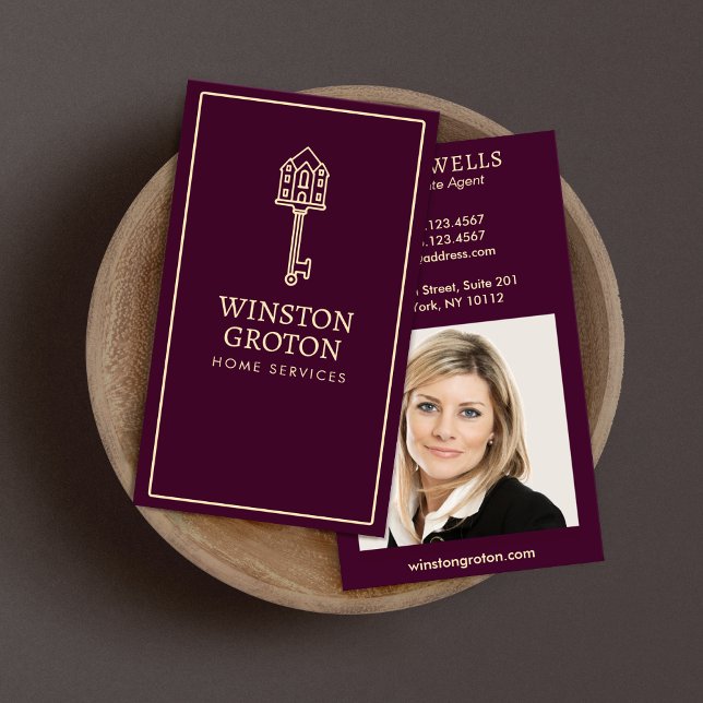 Cartão De Visita Key Real Estate Agent Photo Burgundy (Criador carregado)