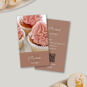 Cartão De Visita Logo de Monograma de Padaria Foto de Cupcake QR Ma