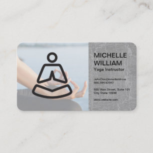 Cartão De Visita Logotipo de Estúdio de Yoga   Mulher Meditando