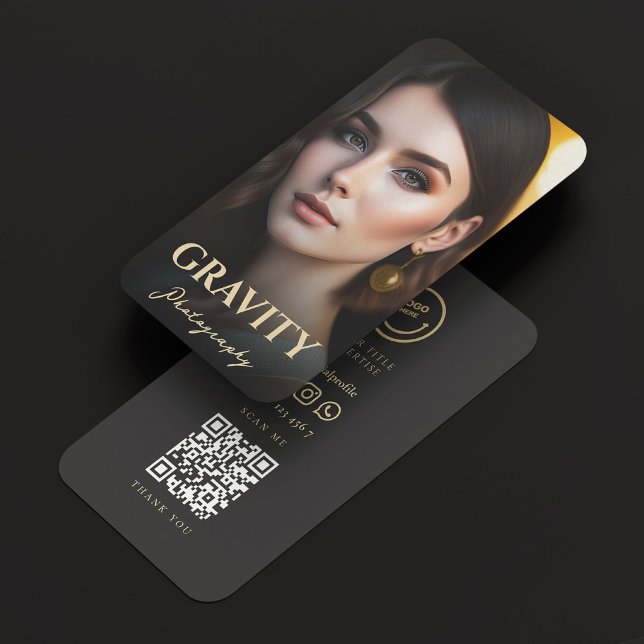 Cartão De Visita Logotipo QR do Fotógrafo Profissional Moderno (Modern Professional Freelance Photographer QR Logo Business Card
)