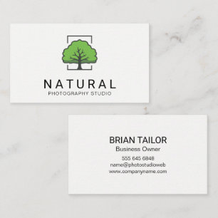 Cartão De Visita Logotipo verde da árvore Serviços do Landscape