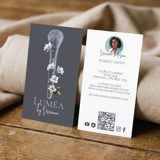 Cartão De Visita Luxury Elegant Floral Beauty Makeup Artist Photo (Luxury Elegant Floral Beauty Makeup Artist Photo Business Card)