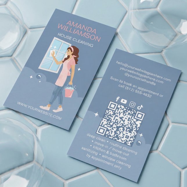 Cartão De Visita Luxury Elegant Maid House Cleaning Photo QR Code (Luxury Elegant Maid House Cleaning Photo QR Code Business Card)