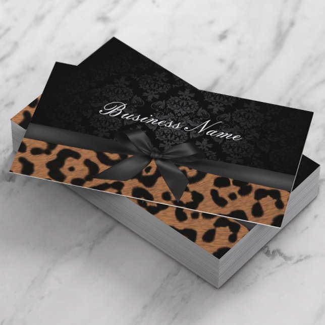 Cartão De Visita Makeup Artist Luxury Damask & Leopard Print (Criador carregado)