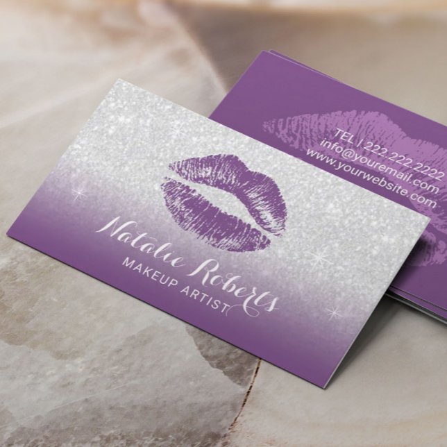Cartão De Visita Makeup Artist Purple Lipstick Modern Salon (Criador carregado)