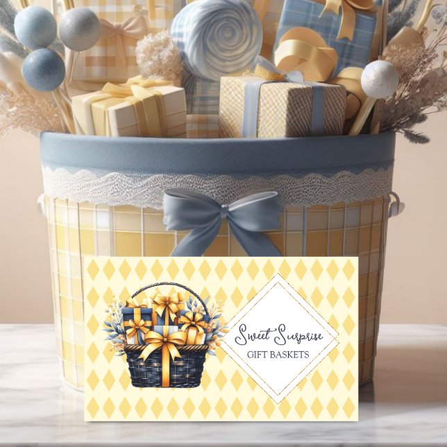 Cartão De Visita Marinho azul e cesta amarela para presentes (Promote your gift basket business with this navy blue and yellow gift basket business card.)