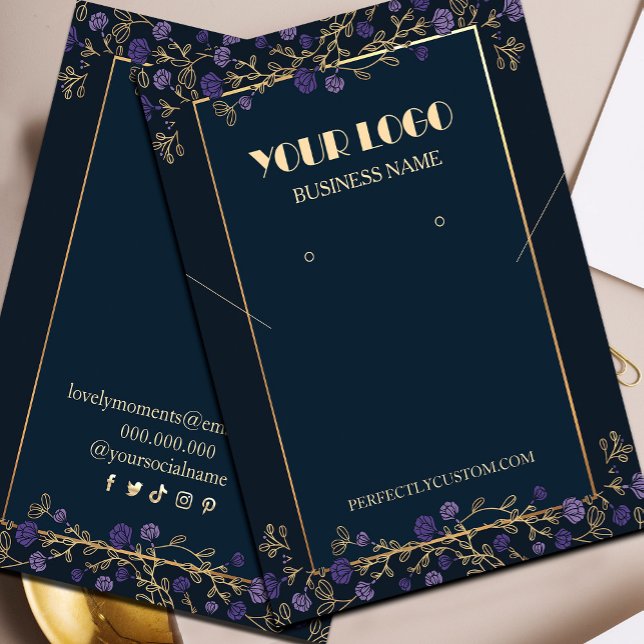 Cartão De Visita Marinho Floral Púrpura Azul e Dourado ( Elevate Your Style with Our Necklace and Earrings Set, Adorned with Purple Florals and Gold Details)