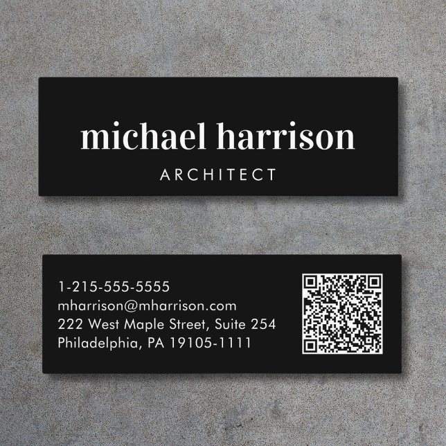 Cartão De Visita Mini Código QR profissional mínimo moderno preto (Capture attention, make connections, and leave a lasting impression with our modern QR business card)