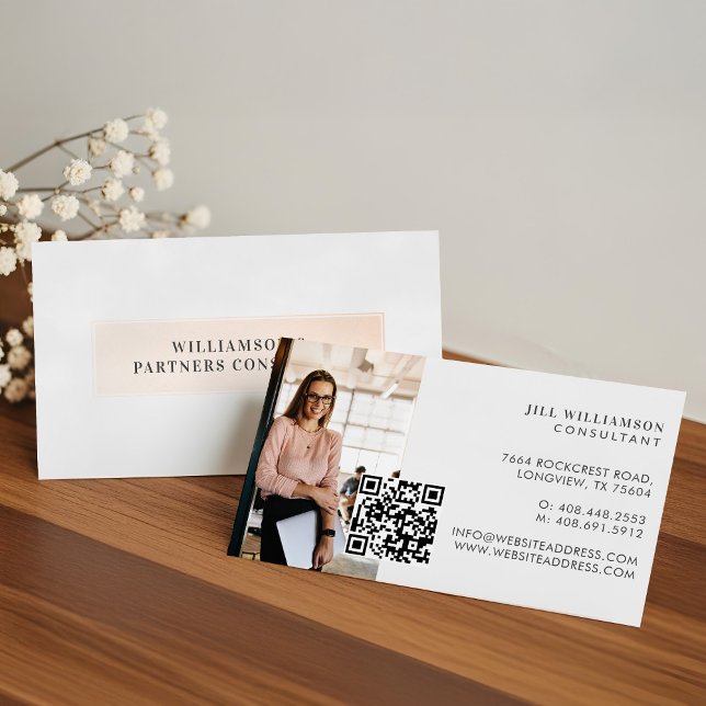 Cartão De Visita Minimal Modern Simple Professional Photo QR Code (Minimal Modern Simple Professional Photo QR Code Business Card)