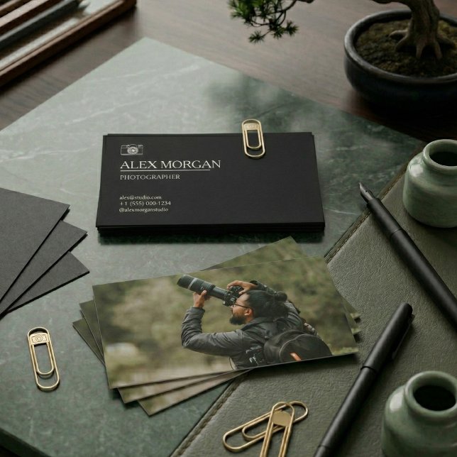 Cartão De Visita Minimalist Black Camera Logo Photographer Double-S (Minimalist Black Camera Logo Photographer Double-Sided!)