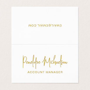 Cartão De Visita Mínimo de Letra de cor Dourada moderna e código QR