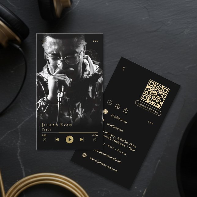 Cartão De Visita Modern Black Shiny Gold Musician Business Card (Modern Black Shiny Gold Musician Business Card)
