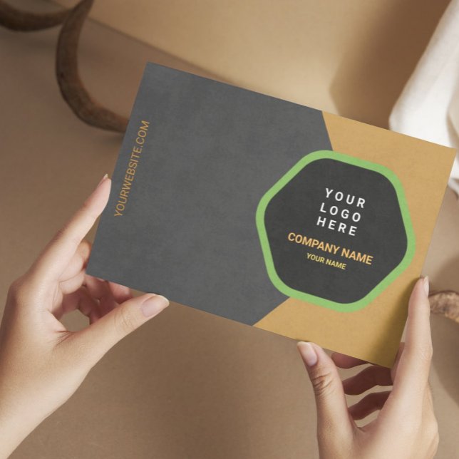 Cartão De Visita Modern Charcoal & Gold Design (Criador carregado)