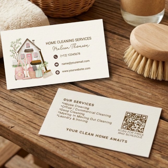 Cartão De Visita Modern Cozy Professional House Cleaning  (Criador carregado)