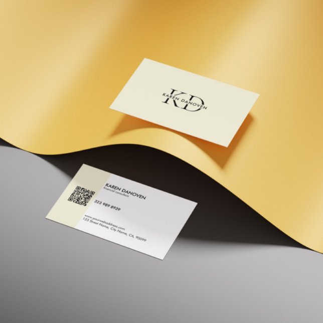 Cartão De Visita Modern Cream Monogramas Professional (Criador carregado)