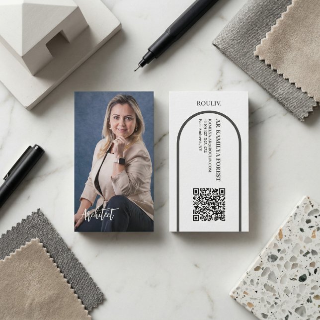 Cartão De Visita Modern Professional Photo | Minimalist Arch QR Cod (Modern Professional Photo Business Card | Minimalist Arch Interior Designer QR Code | ROULIV)