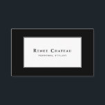 Cartão De Visita Moderno Vintage Elegante Black White Professional<br><div class="desc">O elegante design de cartão de visita, subestimado, é perfeito para trabalhar em beleza, moda, butiques de luxo, cuidados de pele elegantes e muito mais. Para obter materiais de marketing, design personalizado ou pesquisa de logotipo adicionais, entre em contato comigo em maurareed.designs@gmail.com e eu responderei dentro de 24 horas. Para...</div>