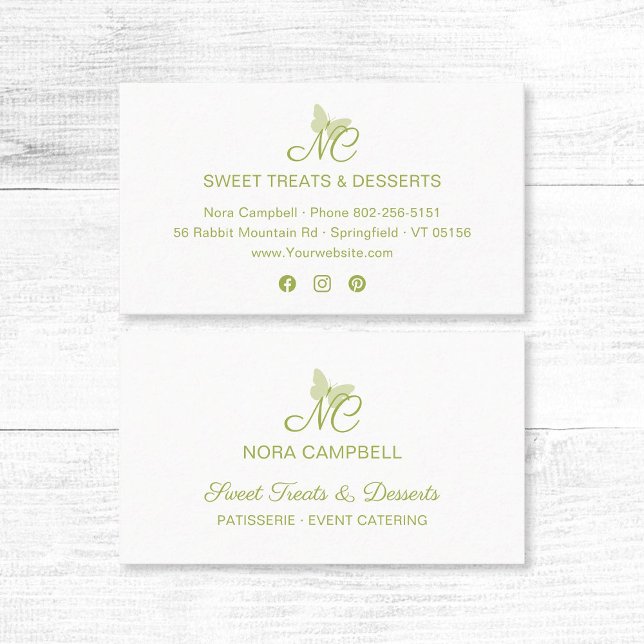 Cartão De Visita Monograma Elegante Moderno Borboleta Verde Claro (Modern, elegant light green typography, butterfly monogram business card with social media icons.)