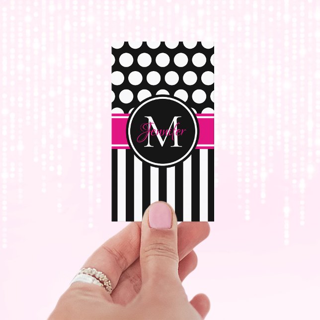 Cartão De Visita Monograma rosa-quente com Bolinhas branca-preta (Black White and Hot Pink Monogram Business Cards)