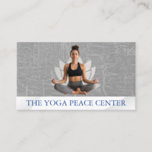 Cartão De Visita Mulher Sentando Yoga Pose Lotus