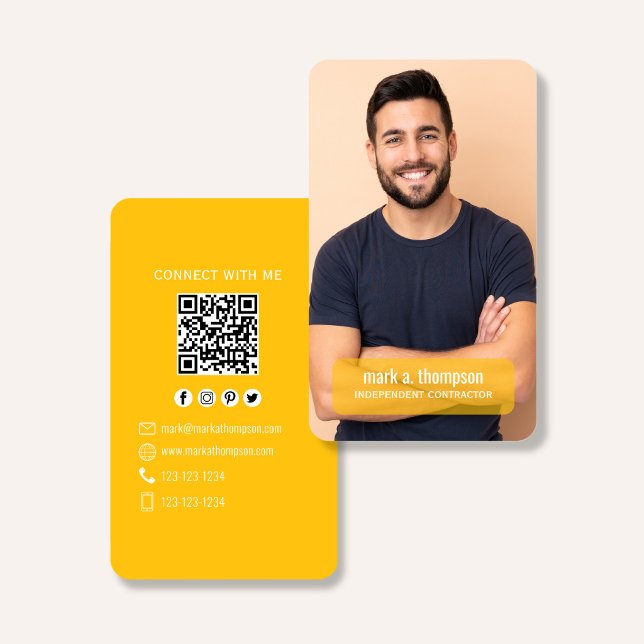 Cartão De Visita Mustard Yellow QR Code Photo Connect Modern (Bright mustard yellow QR code business card with photo and modern clean layout)