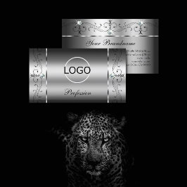 Cartão De Visita Olhos pegando as Joias Prateadas Espalhadas com Lo