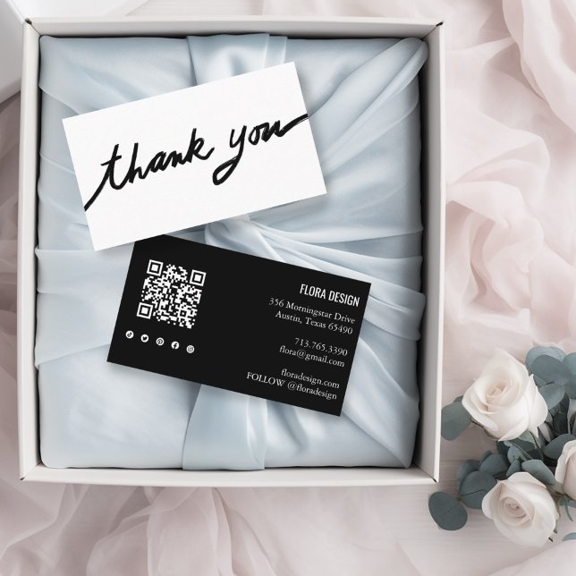 Cartão De Visita Pedido Obrigado Script Personalizado Ícones Sociai (Handmade cursive thank you business card with social icons and QR code, black and white)