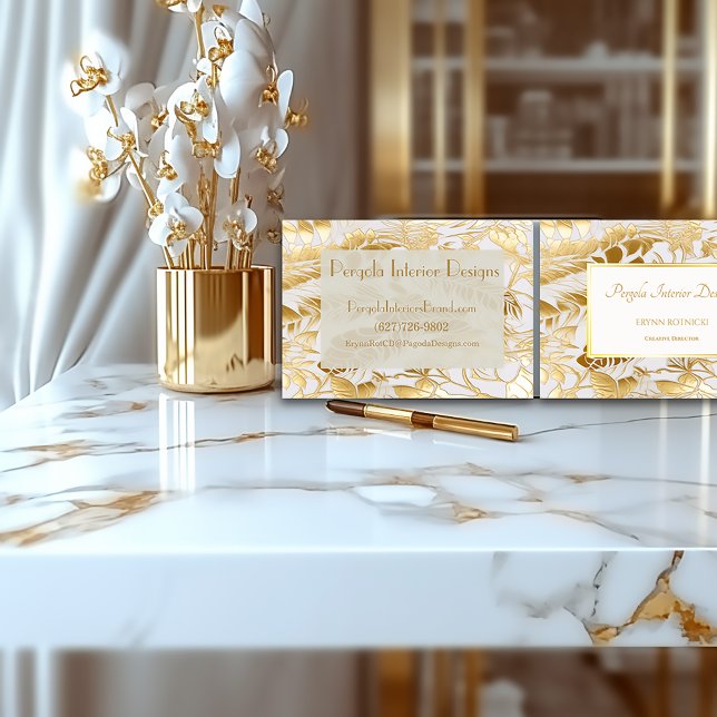 Cartão De Visita Personalização do Design Monstera Leaf Dourado, Gi (Stylish Luxury Monstera Leaf Gold and Ivory Business Cards )