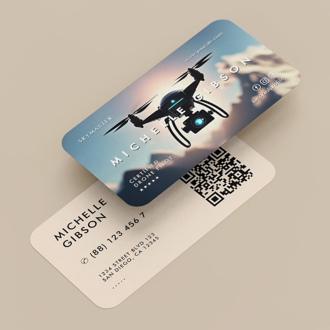 Cartão De Visita Piloto UAV de Operador de Drone Profissional Moder (Modern Business Card for Drone Operator and pilot)