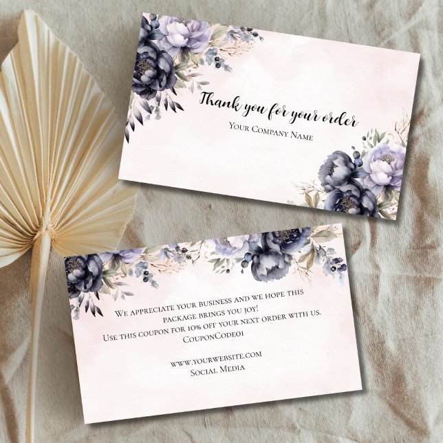 Cartão De Visita Placa De Nota Para O Elegante Purple Floral (Purple Floral Watercolor Small Business Thank you card with coupon code)