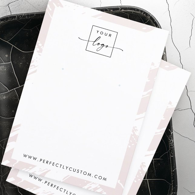 Cartão De Visita Placa de visualização do brinco de cinza clara (Light rose gray brushstrokes earring display card)