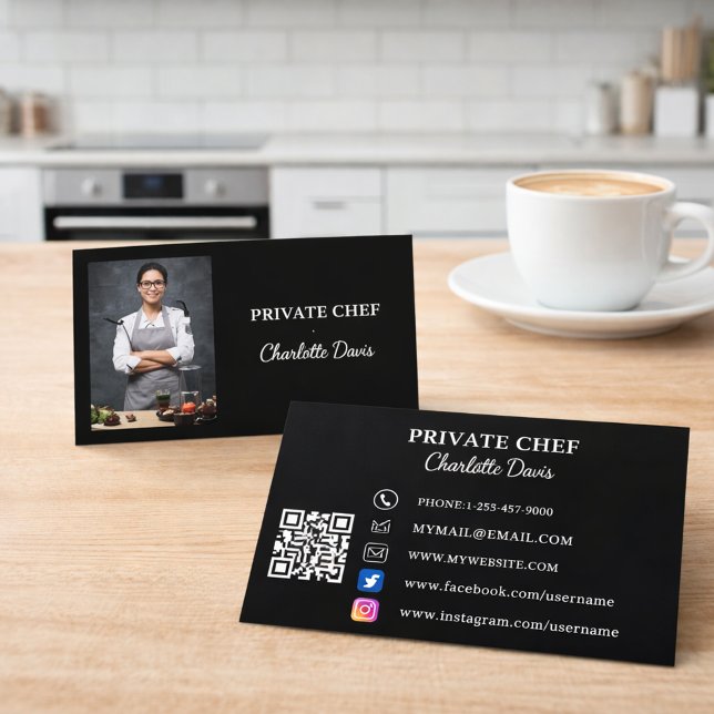 Cartão De Visita Private chef black white photo catering QR code (Criador carregado)