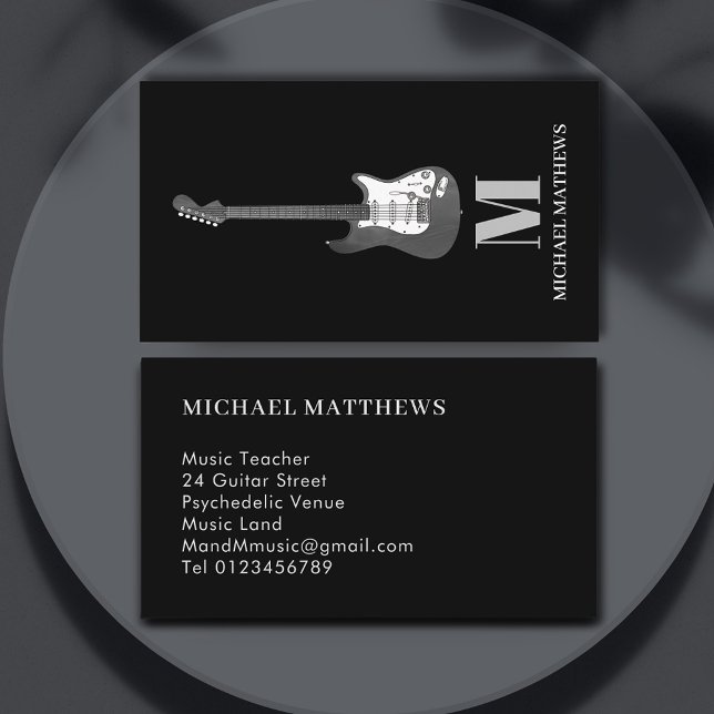 Cartão De Visita Professor de Violão Monograma Simples Preto e Bran (Guitar music teacher black and white professional business card)