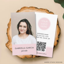 Cartão de Visita Profissional com Código QR e Logo