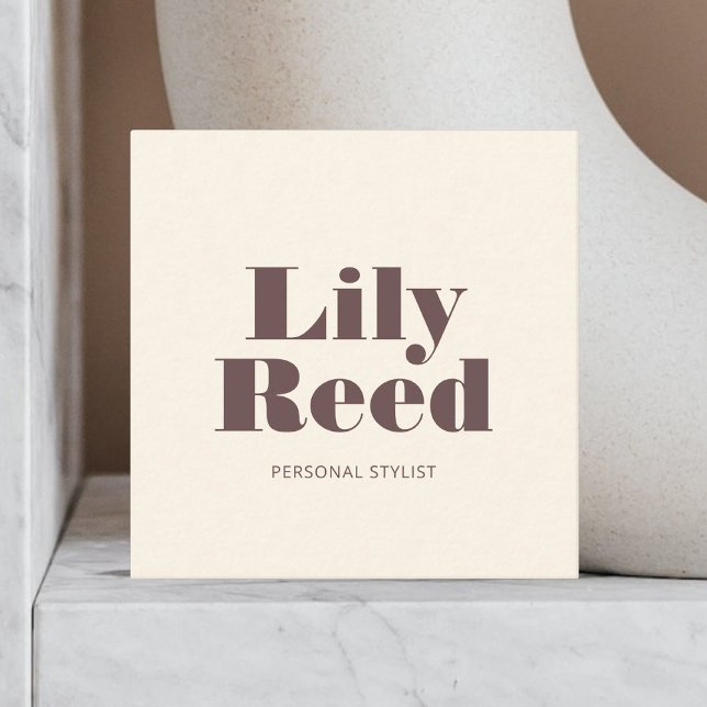 Cartão De Visita Quadrado Beige Minimalista Retroativo (Criador carregado)