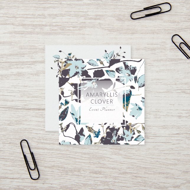 Cartão De Visita Quadrado Clematis Flowering Blue Brown Vine (Clematis Flowering Blue Brown Vine Square Business Card from Studio Posies.)