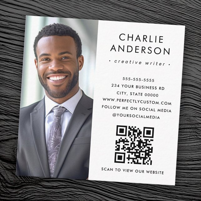 Cartão De Visita Quadrado Código QR de foto branca elegante mínimo moderno (Modern minimal elegant white photo QR code Square Business Card)
